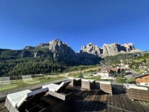 Hotel Mezdi Outside View1